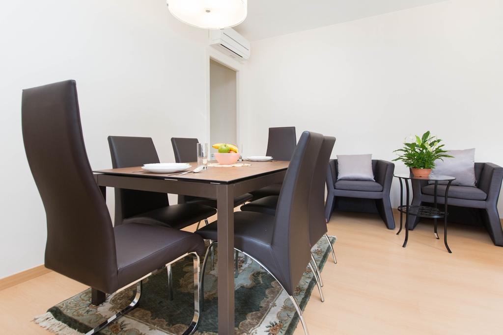Stay Barcelona Central Apartments エクステリア 写真
